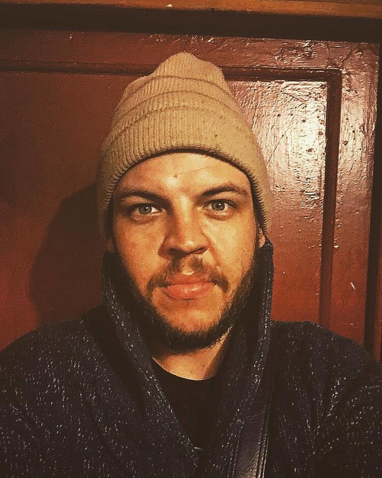  19013586  , 35 ,    -