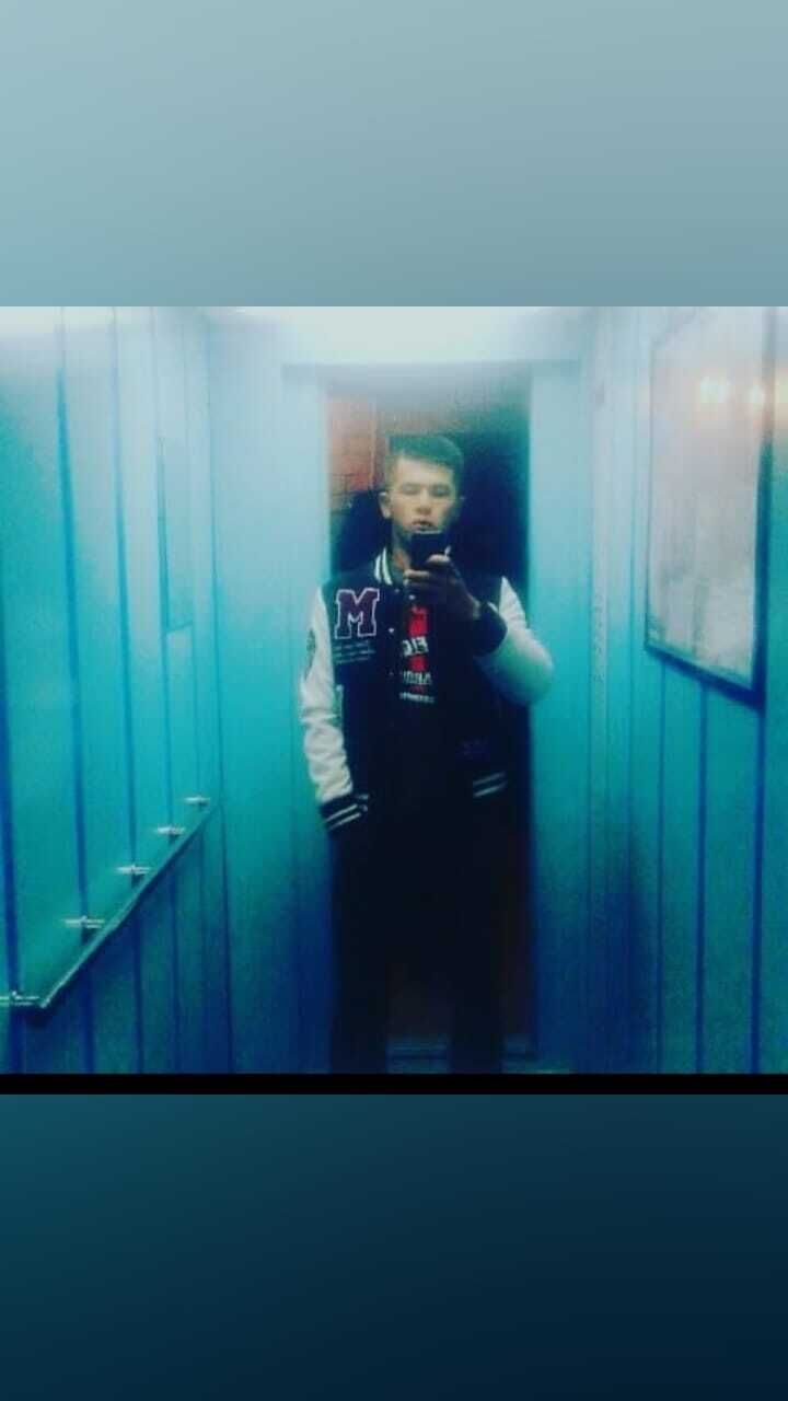  47662976  Ulan, 26 ,    