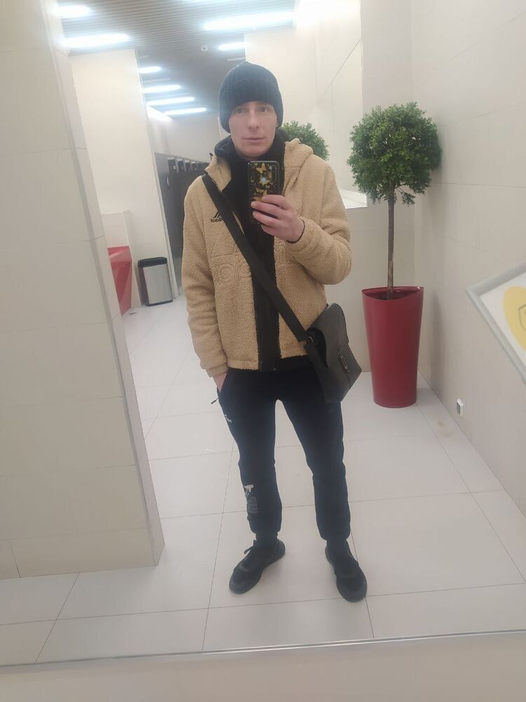  43429776  , 25 ,    