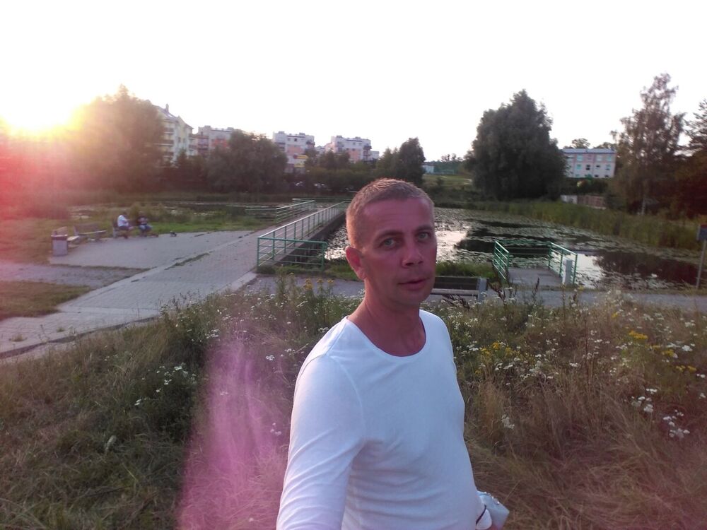  20762186  Anjei, 45 ,    