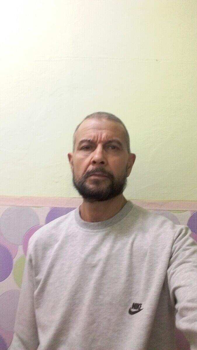  21300776  , 53 ,    