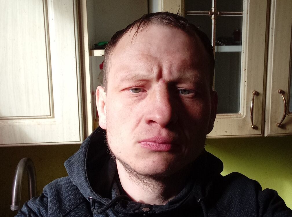  33303136  Stanislav, 36 ,    