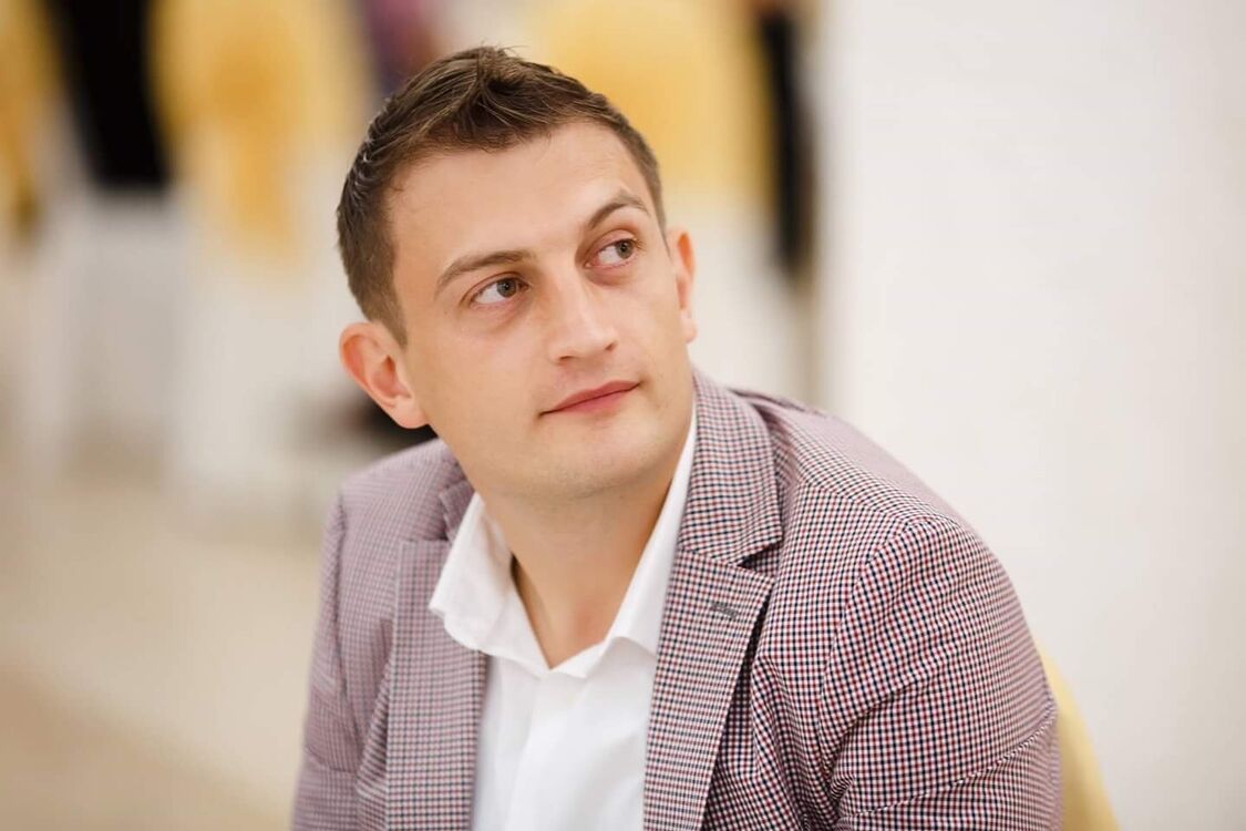  ,   Alex T, 41 ,   ,   