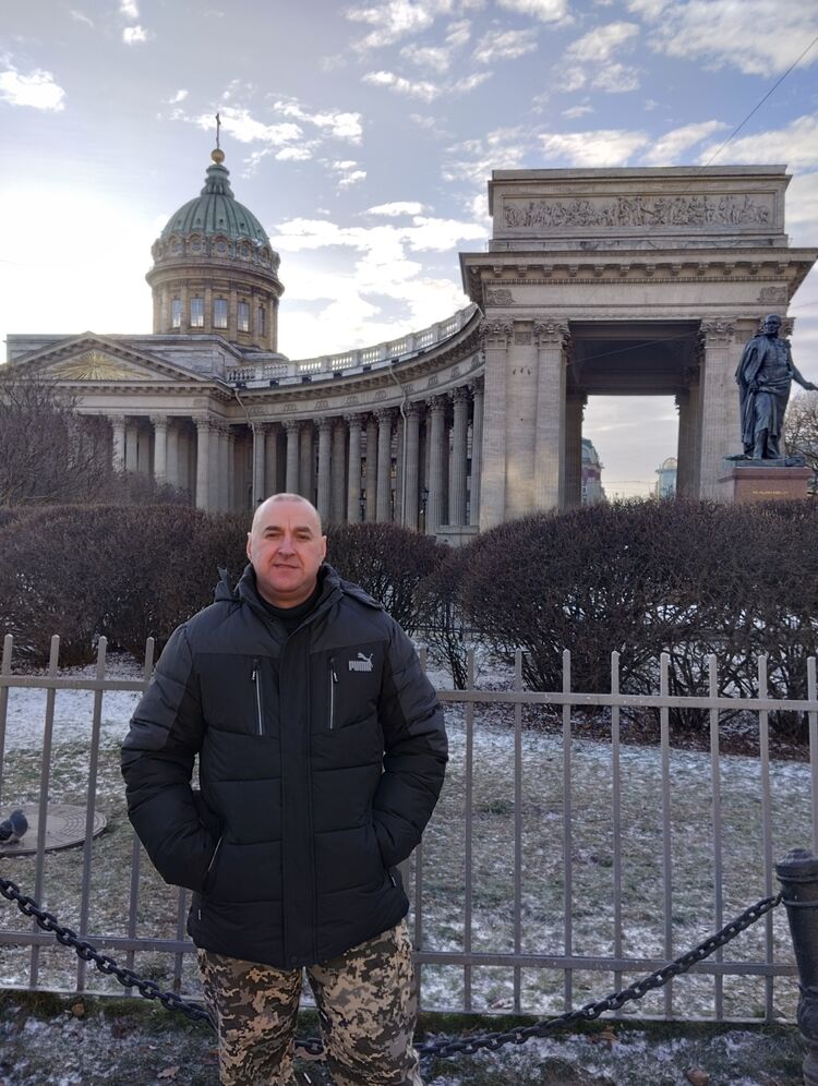  32002036  Nikolay, 49 ,    