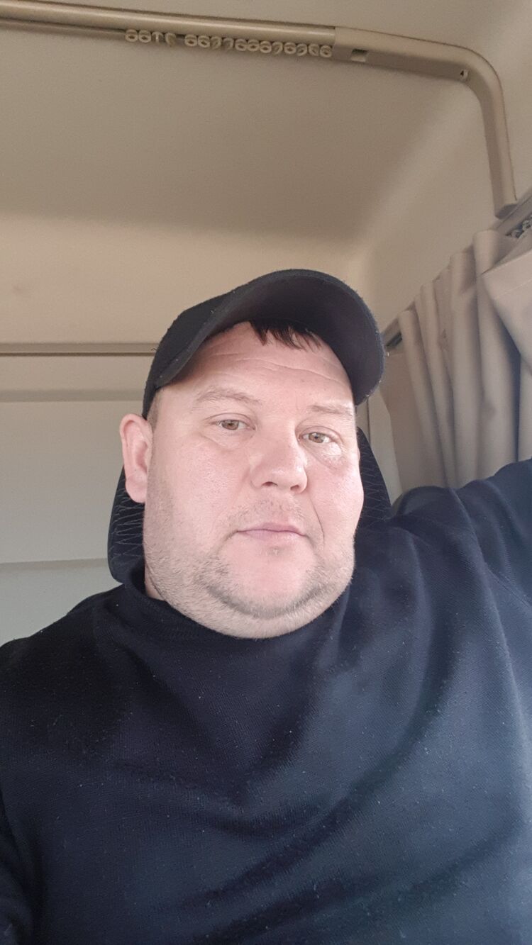  49883926  , 43 ,    