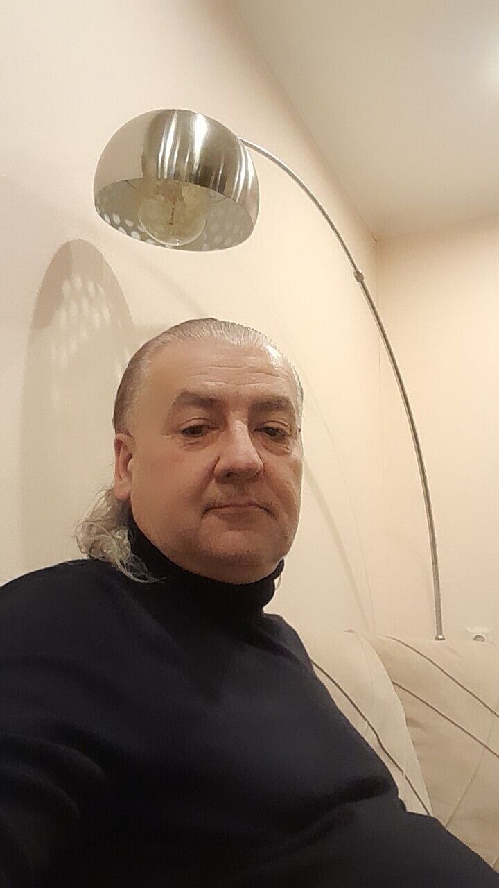 43820566  Xareba, 54 ,    