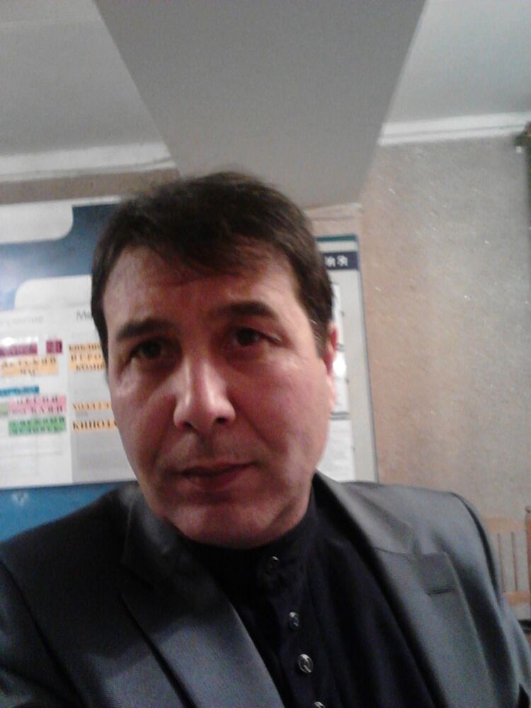  4033696  Alek, 59 ,    