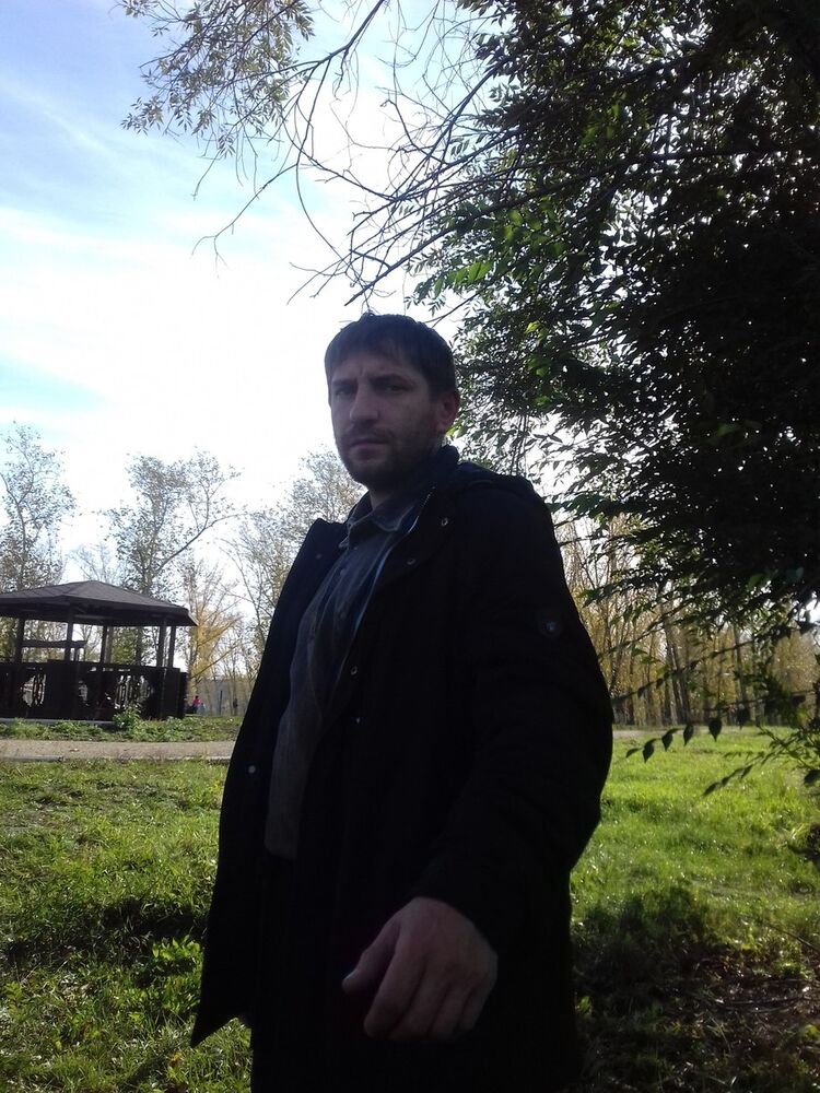  ,   Yuri, 44 ,   ,   , c 