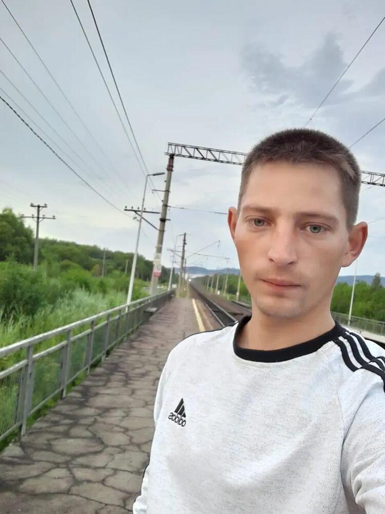  35648486  , 33 ,    