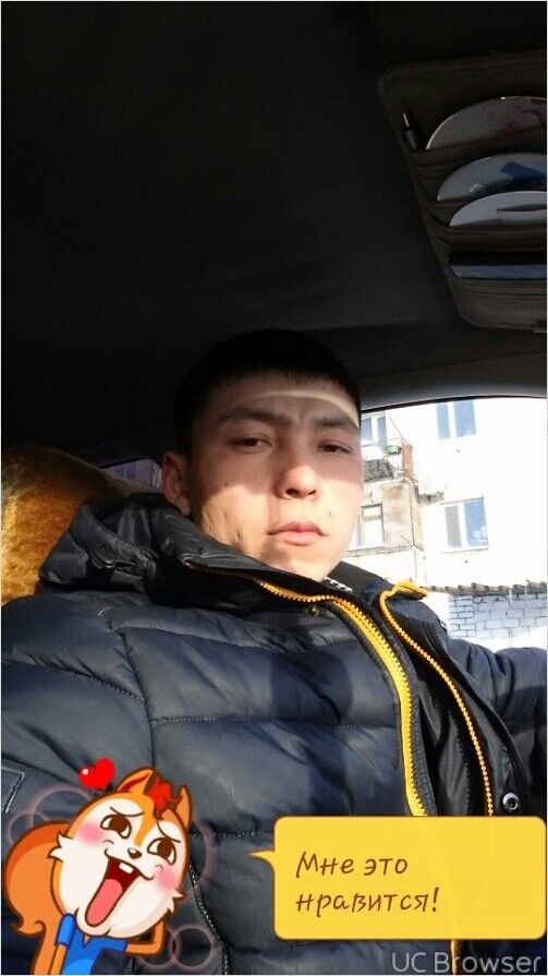  ,   Talgat, 35 ,  