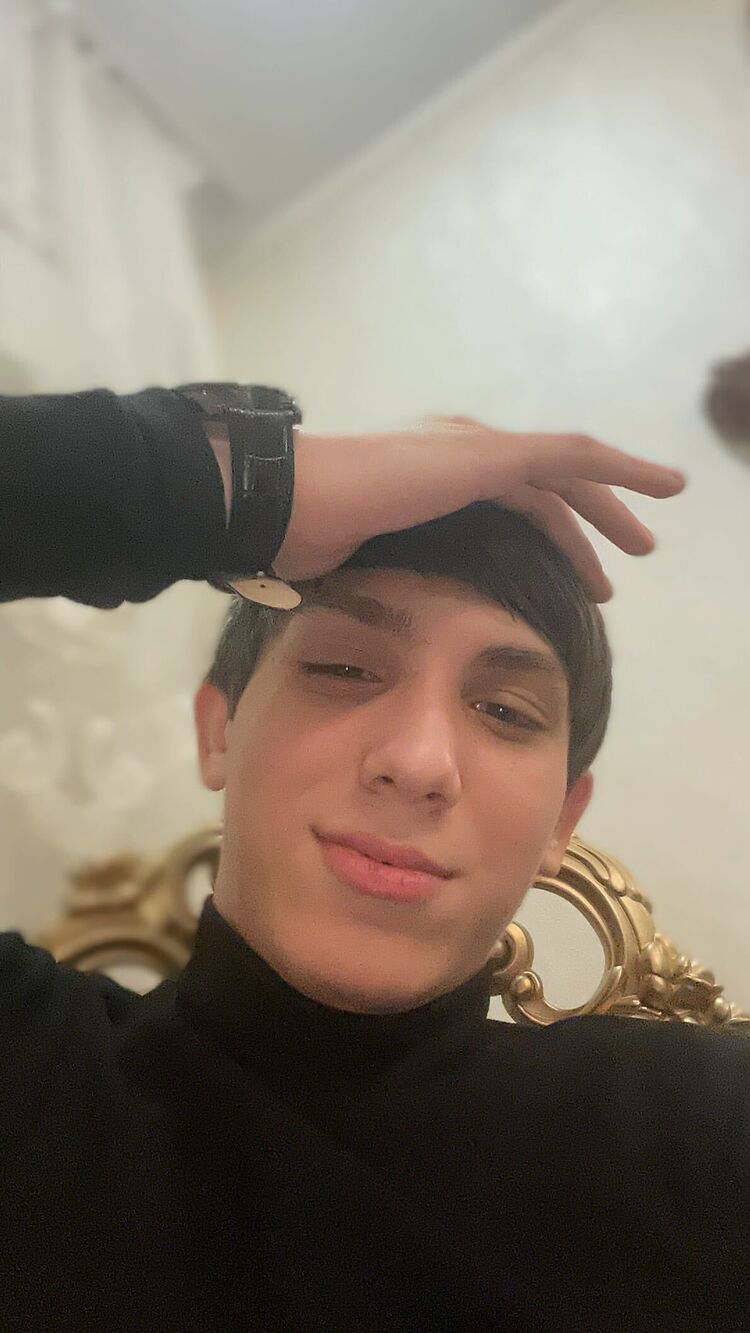  ,   David, 18 ,   ,   