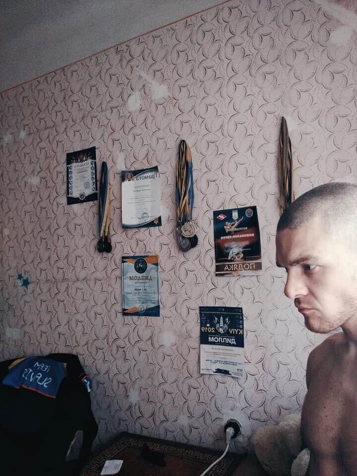  20596106  , 32 ,    