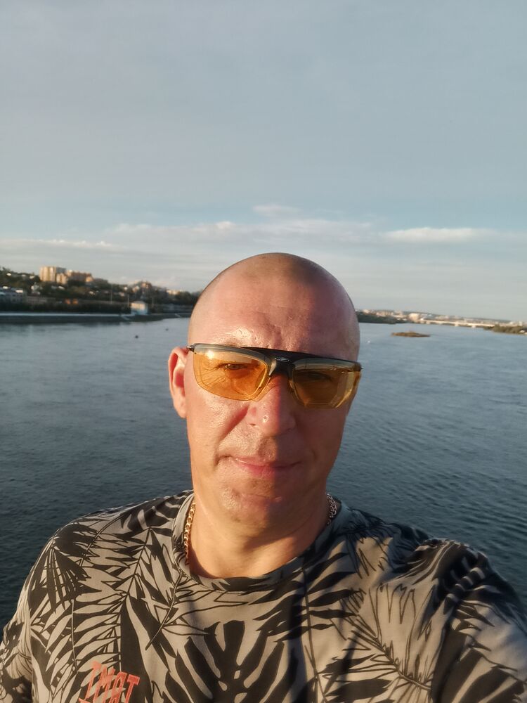  ,   Nikolas, 35 ,   ,   , c 