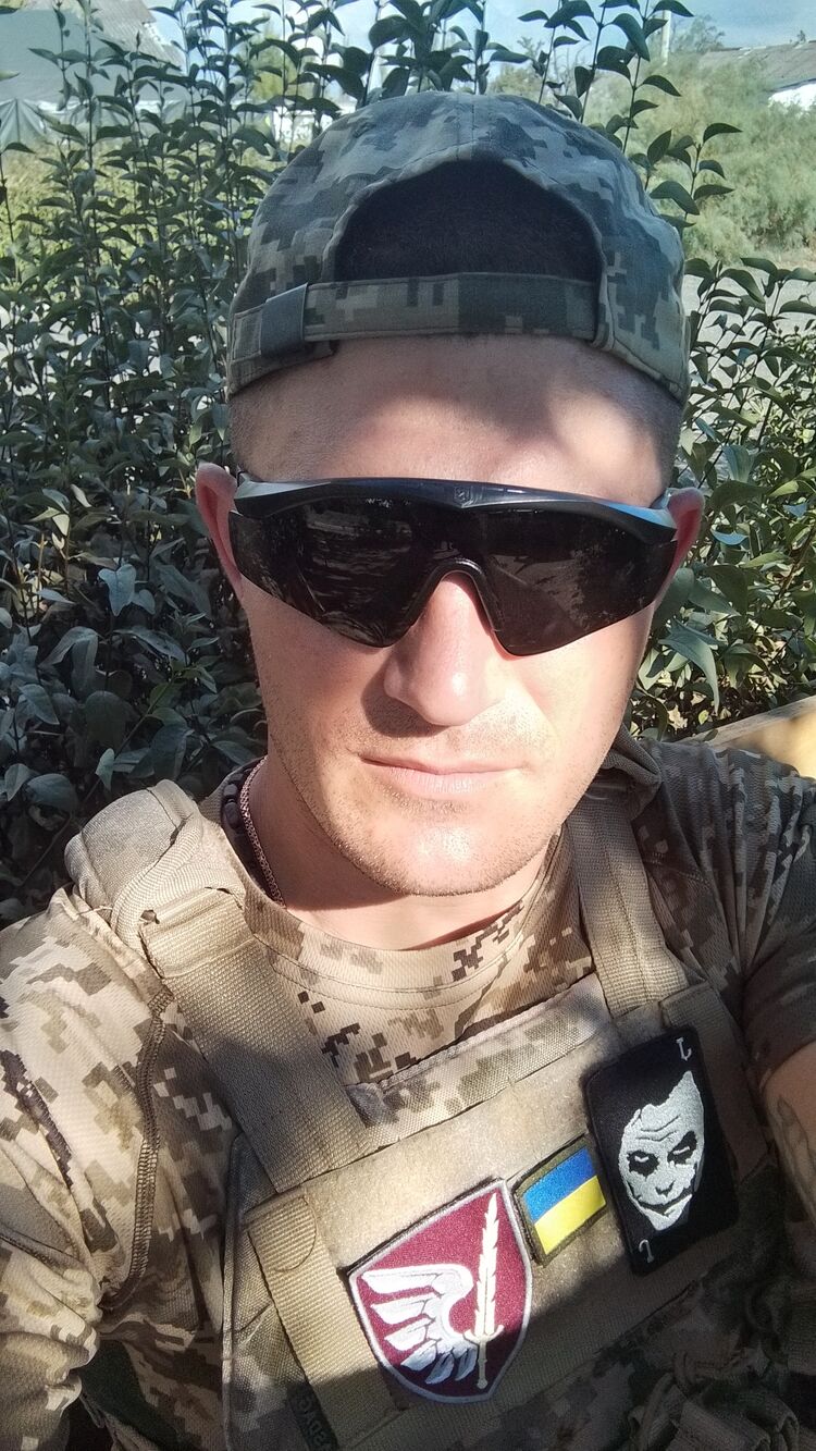 46157016  Vlad, 31 ,    