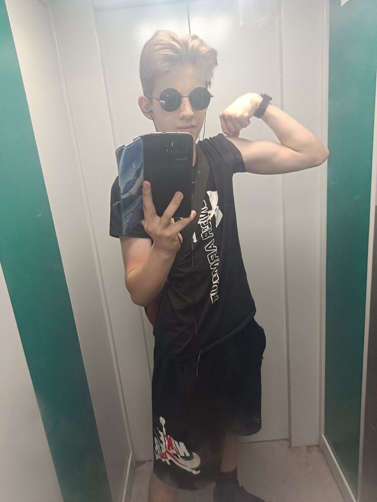  ,   Sergey, 18 ,   ,   