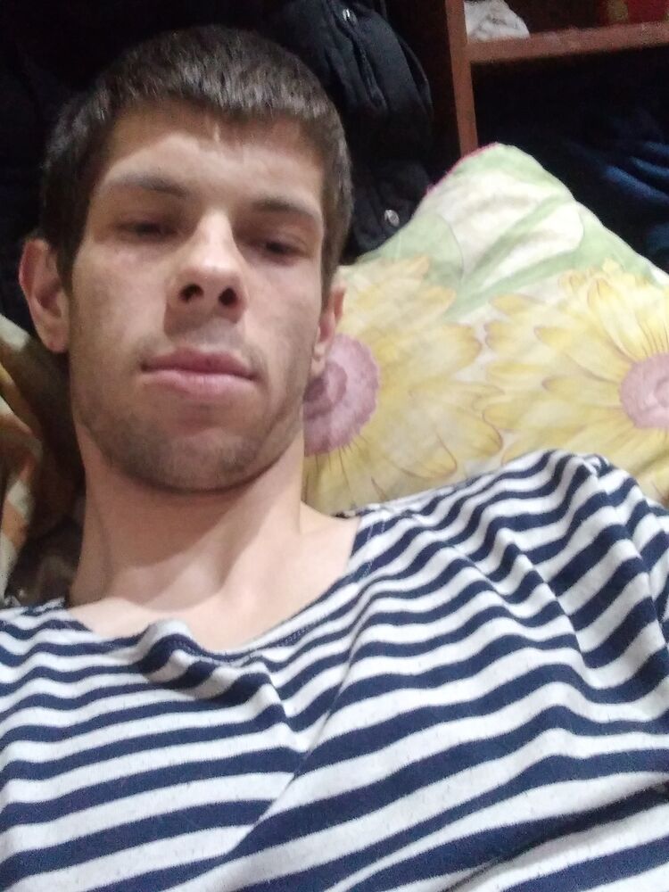  33189676  , 22 ,    