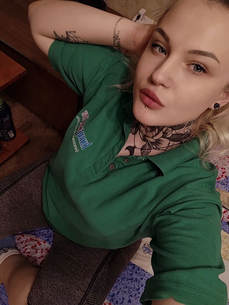  ,   Lada, 25 ,   ,   