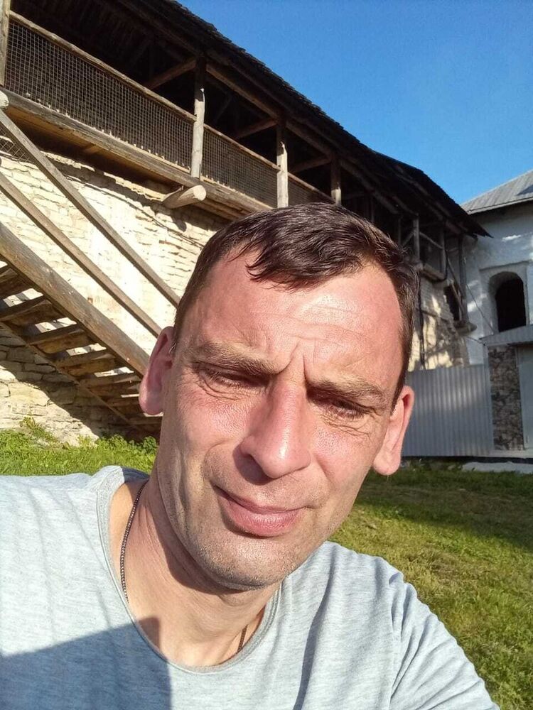  20712556  , 48 ,    