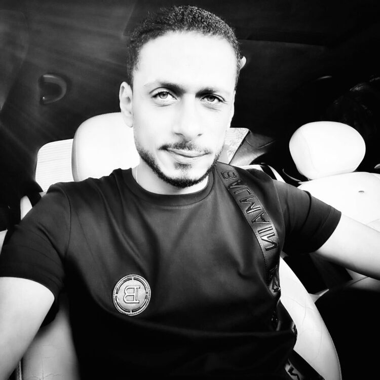 49871146  Bassem, 41 ,    