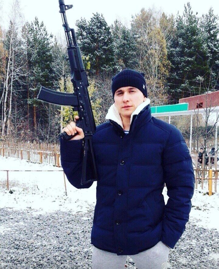  32748386  Semyon, 35 ,    