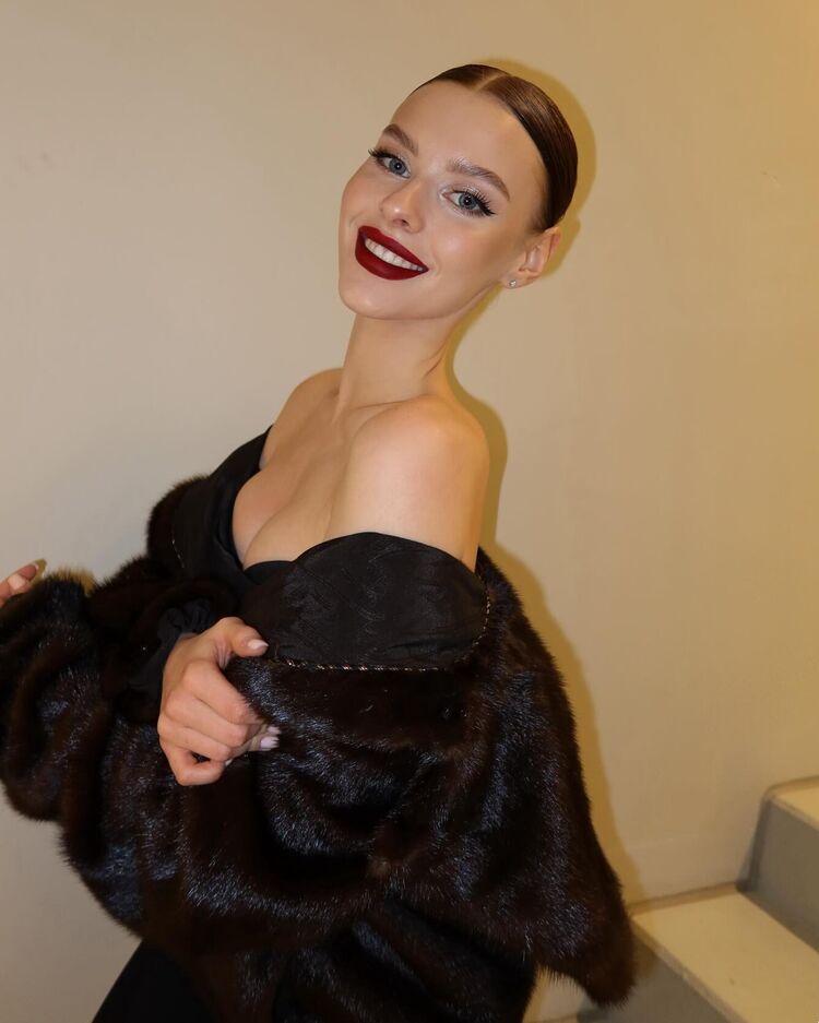  Bielany Wroclawskie,   , 27 ,   ,   