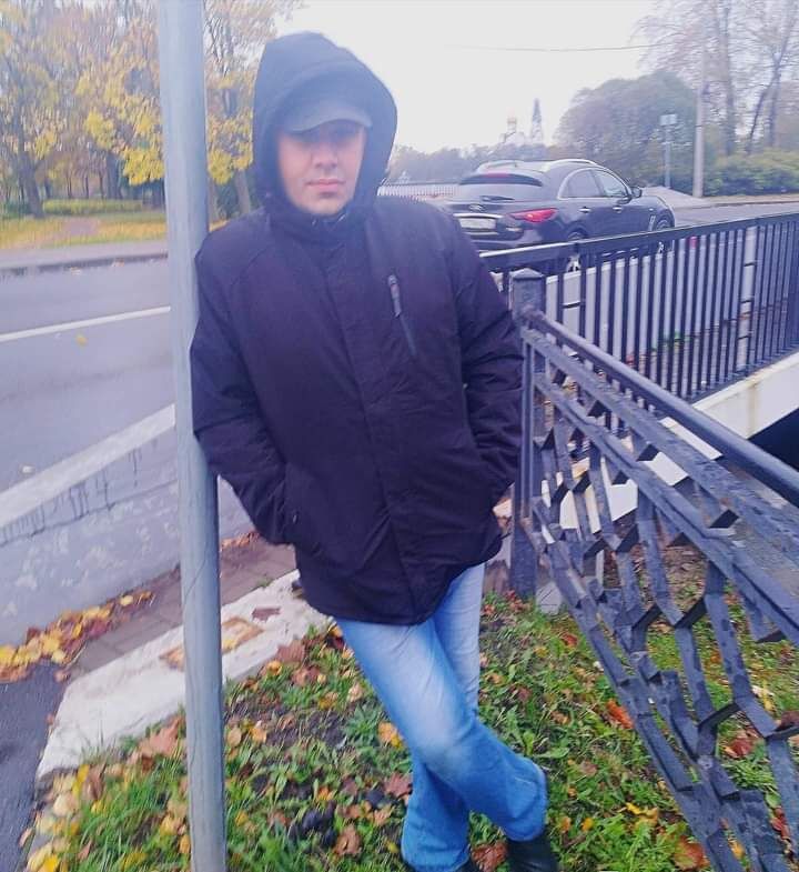  26348426  VLADISLAV, 52 ,    