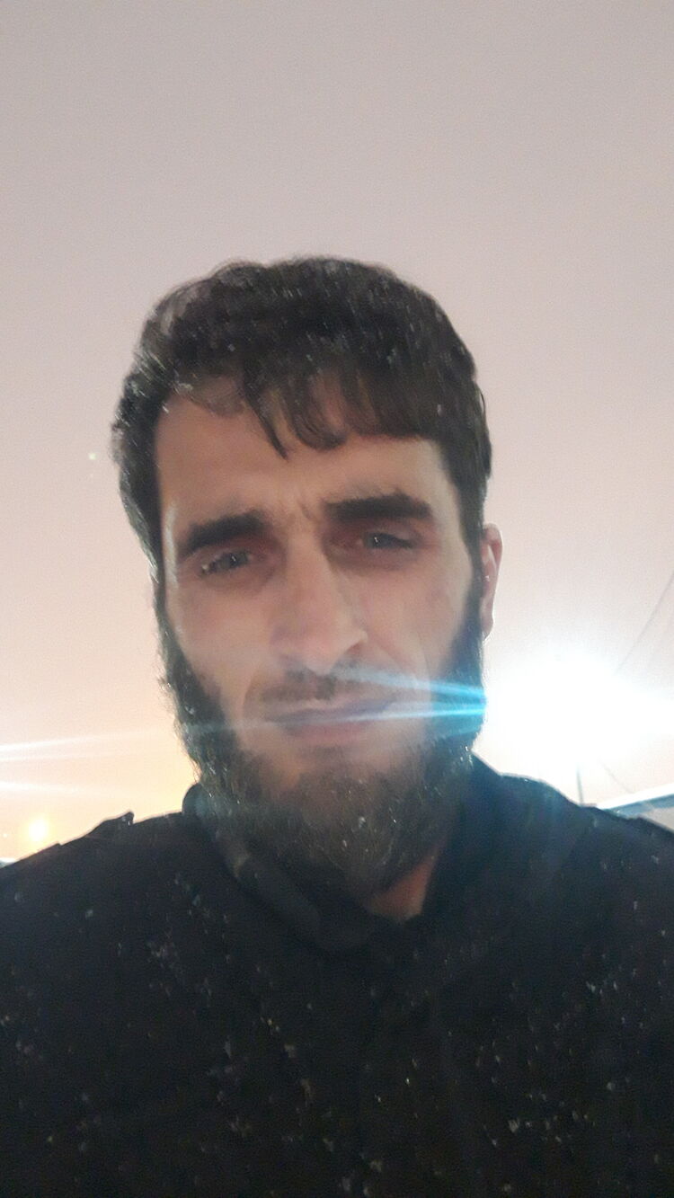  31588196  Murad, 34 ,    
