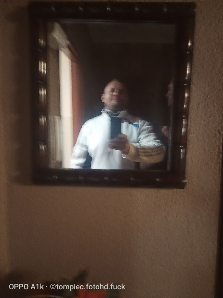 ���� 24699816 ������� KISSMIBEYBE, 43 ����, ���� ���������� � Lubsko