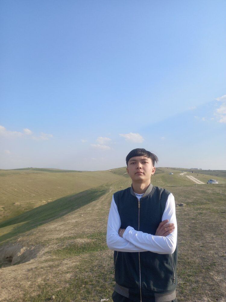  ,   Fayzullox, 24 ,   ,   