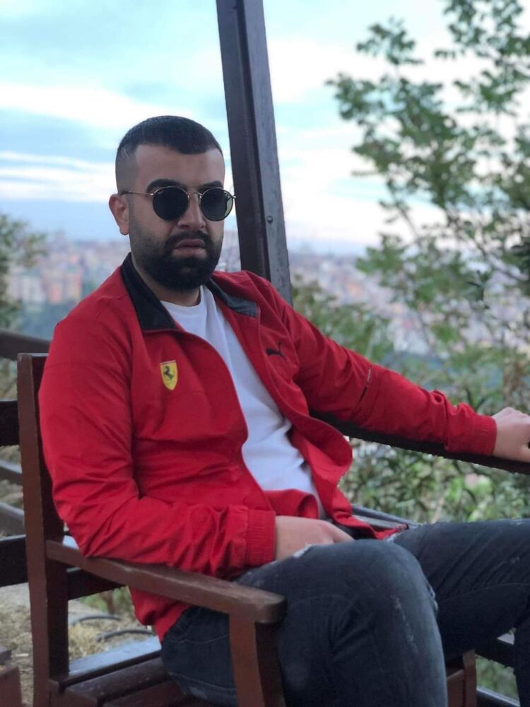  47241346  Mikail, 32 ,    