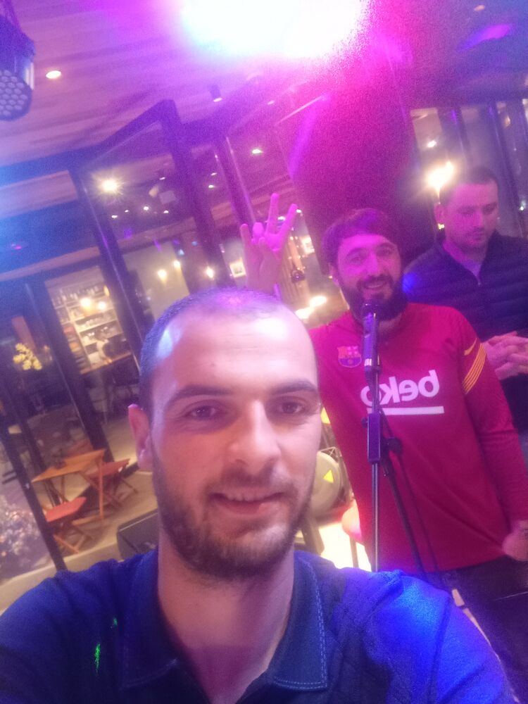  26334576  Varo, 29 ,    