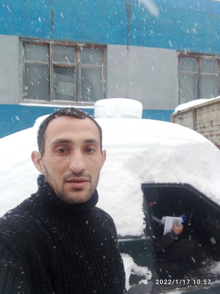  ,   Garnik, 33 ,   ,   , c 