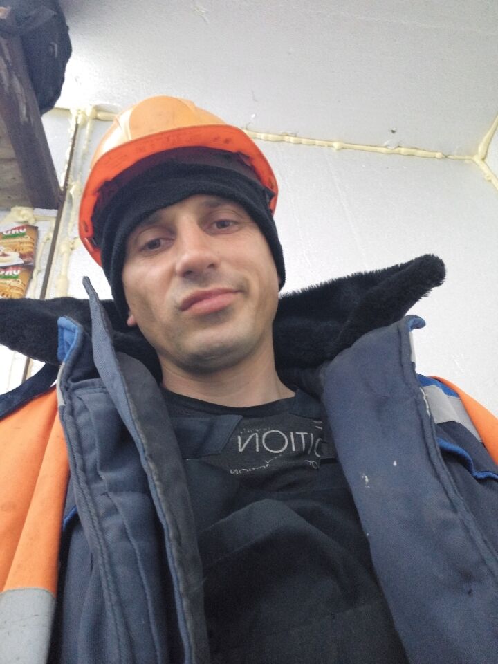  48582576  , 31 ,    