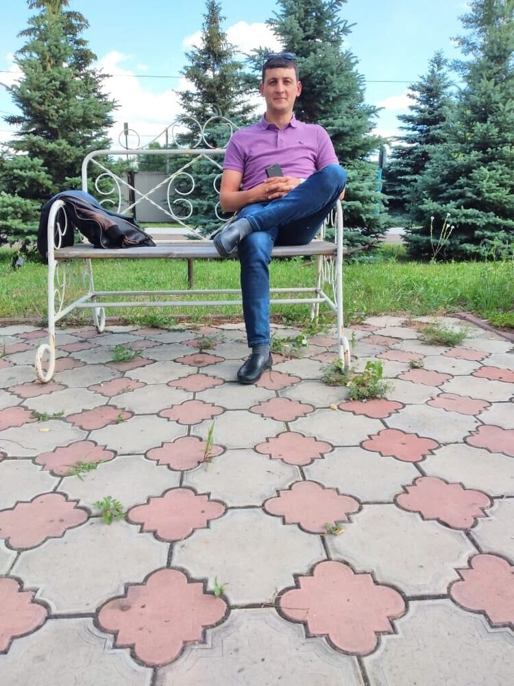  ,   Rustam, 35 ,   ,   , c , 