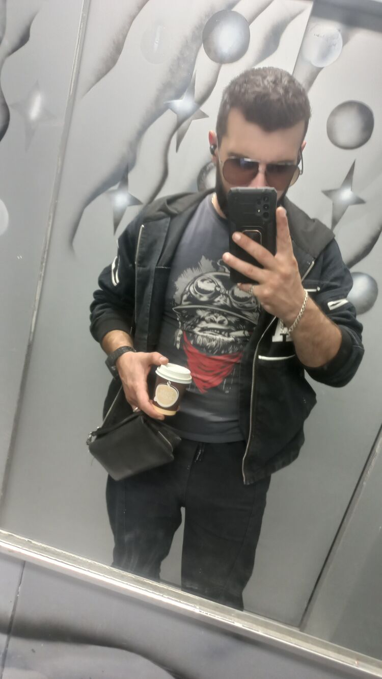  26748996  , 32 ,    