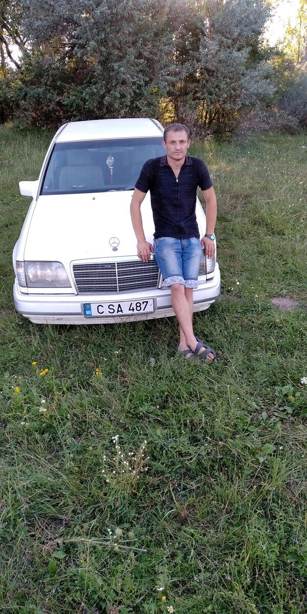  14438256  Nicolai, 32 ,    