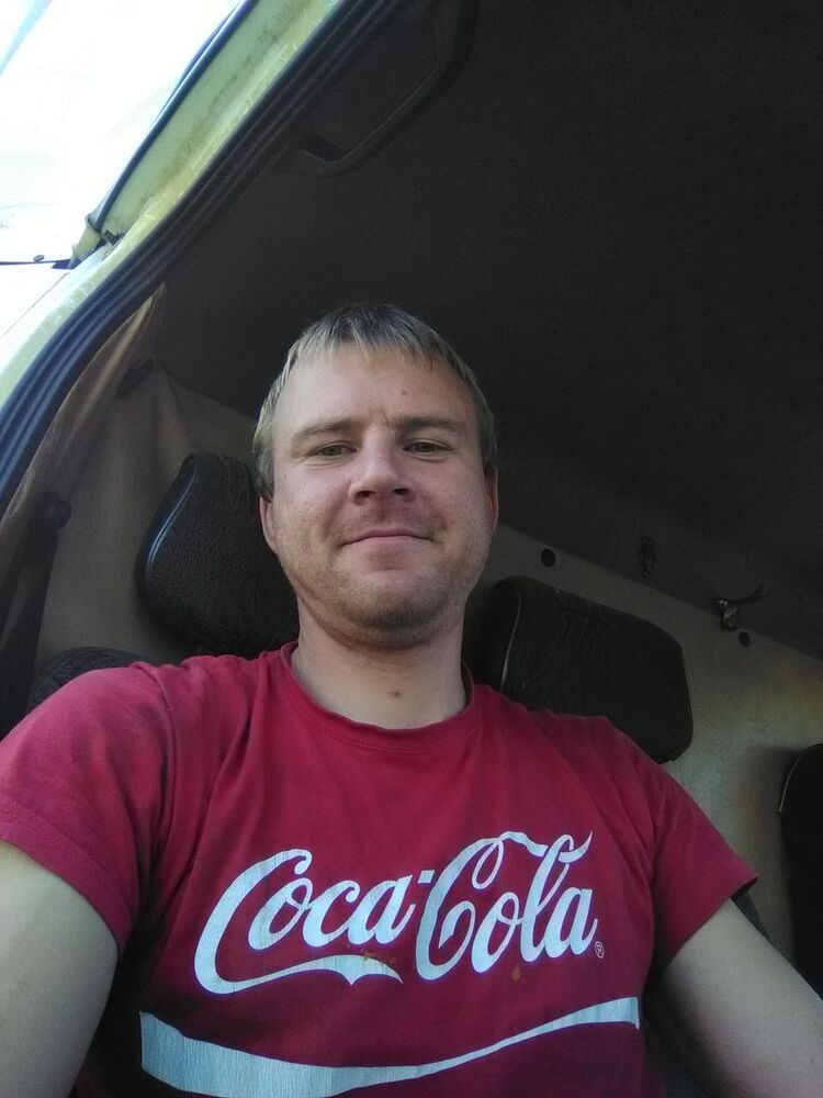  ,   ˸, 37 ,     , c 