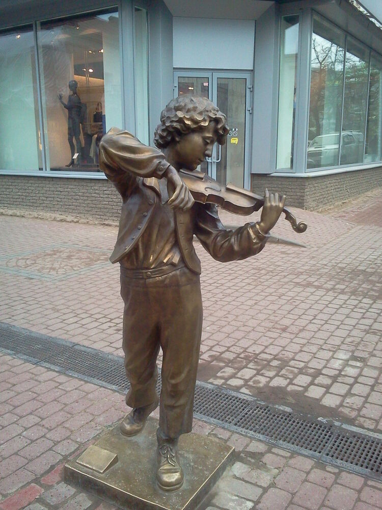  5484656  Ruslan, 79 ,    