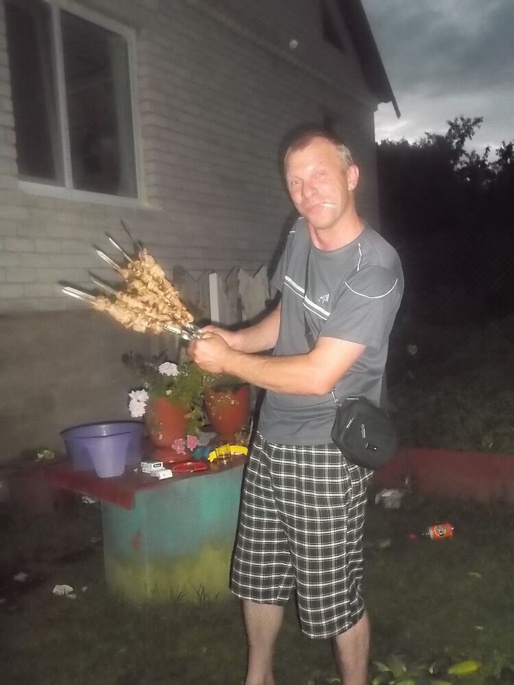  8136256  Sergei, 50 ,    