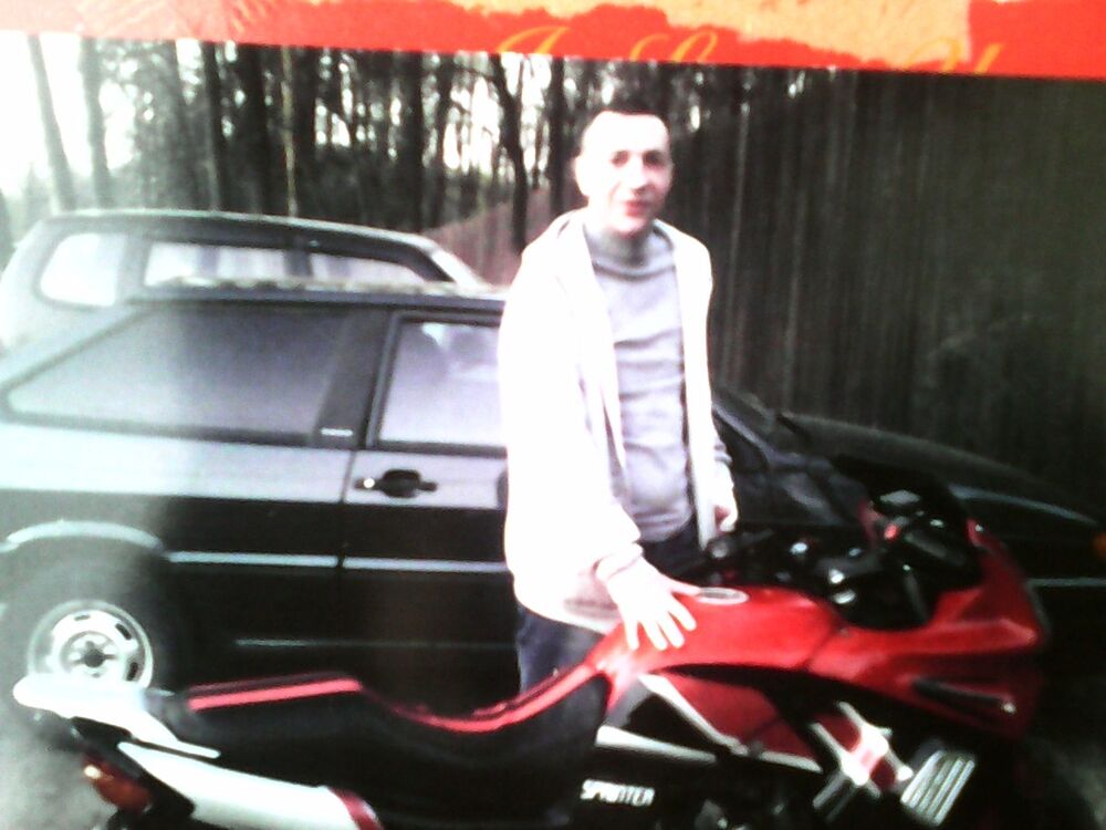  ,   Igor, 52 ,  