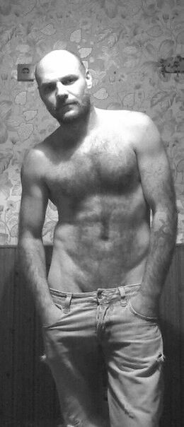  ,   ALEX, 44 ,   