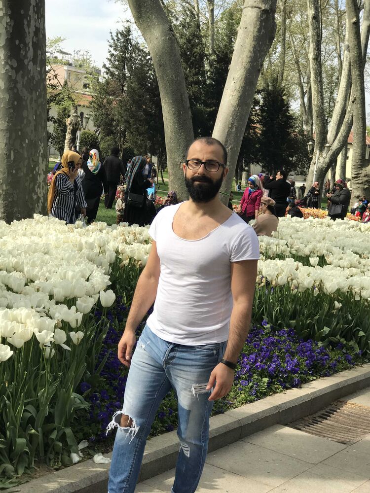  ,   Armanda, 40 ,   ,   