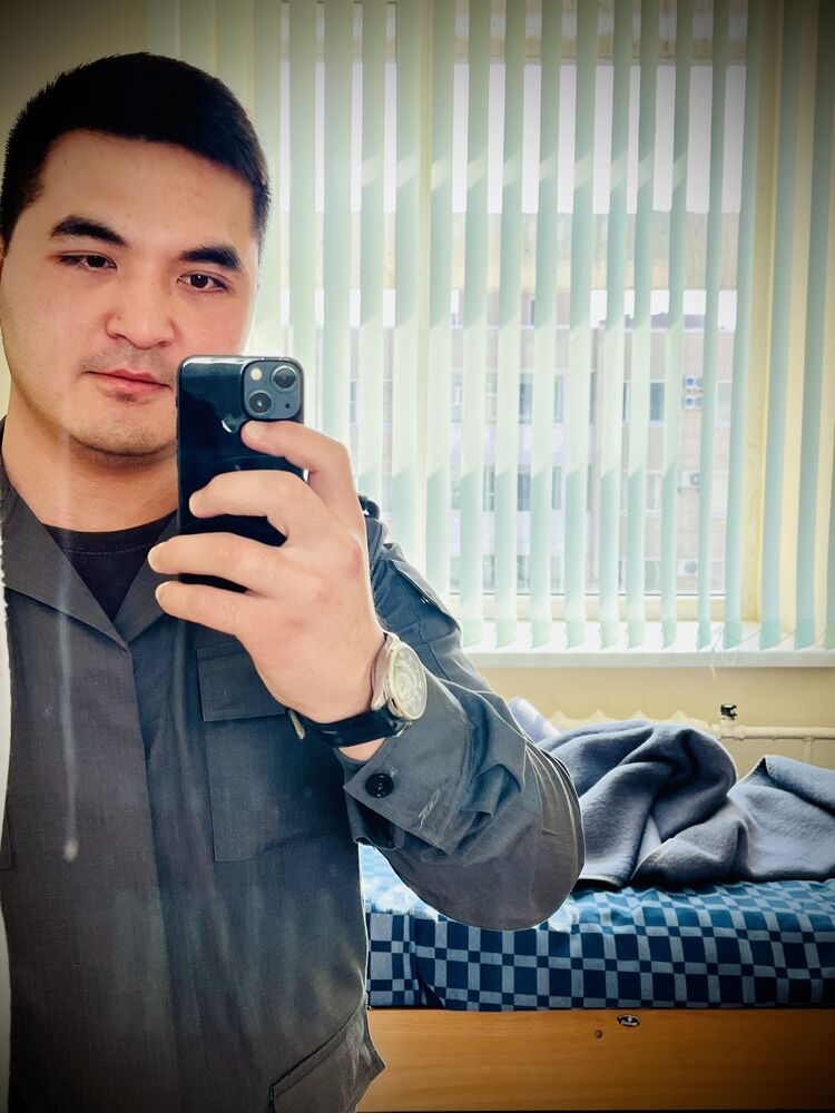  24404236  , 27 ,    --