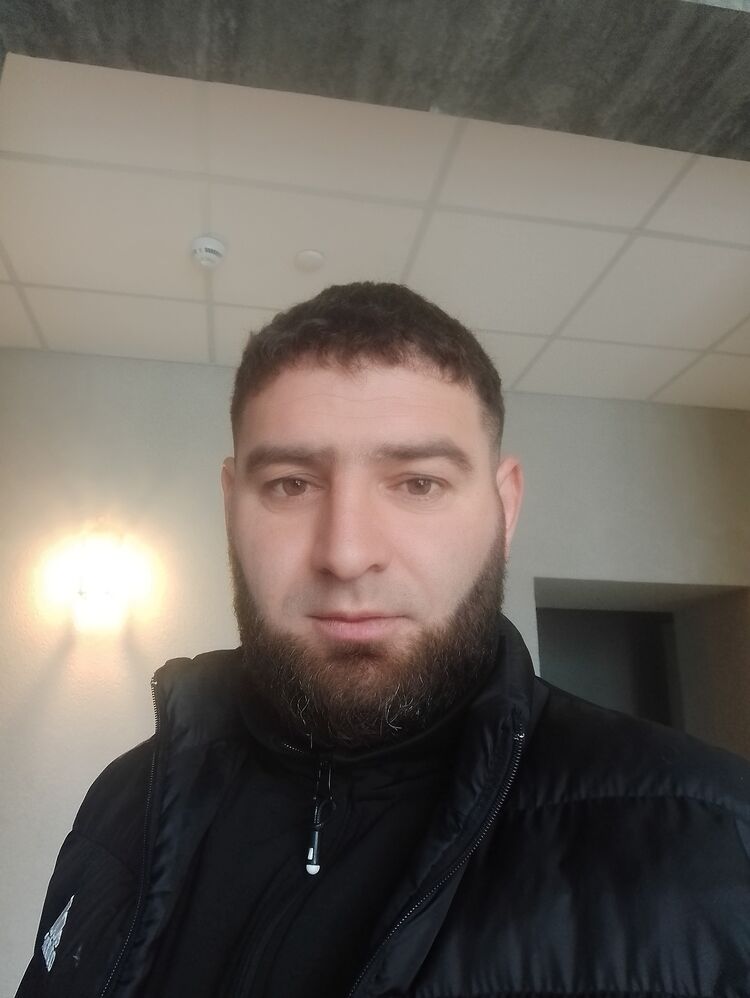  51438136  Rafael, 33 ,    
