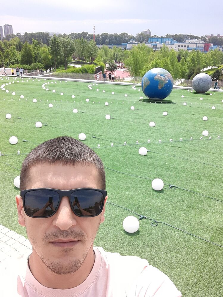  43950396  , 35 ,    