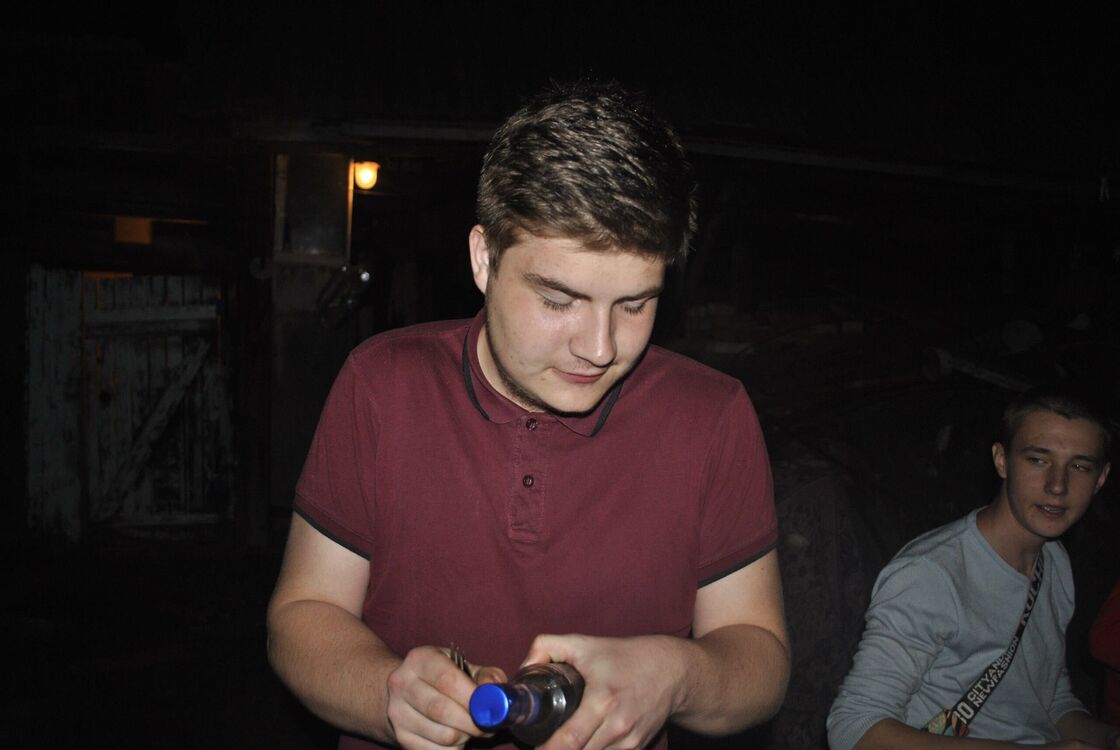  27019886  , 26 ,    -