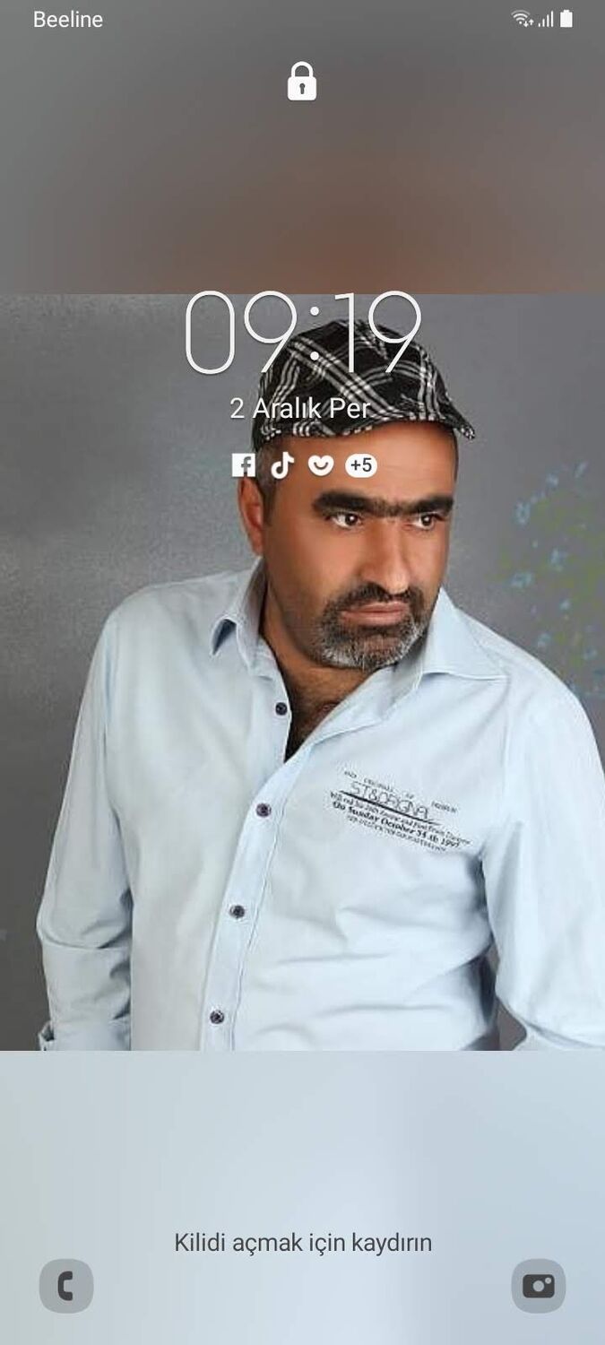  ,   Elandro, 51 ,   ,   