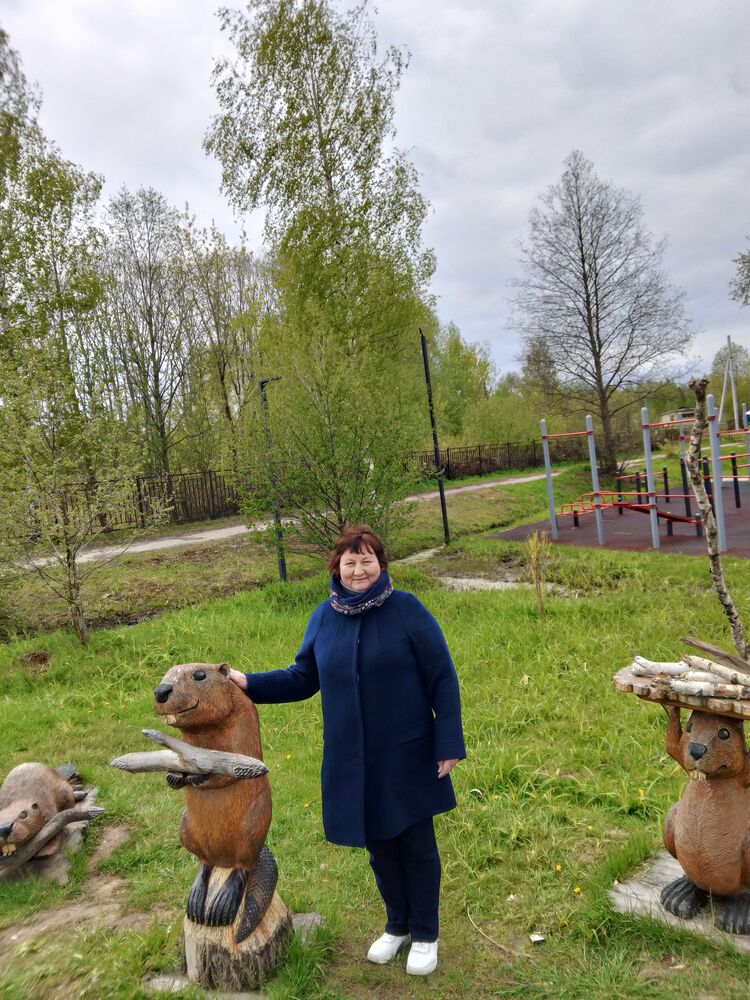  44285446  Valentina, 60 ,    