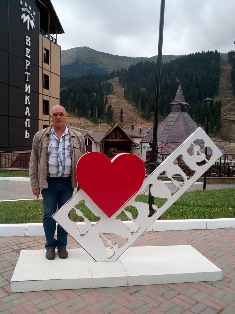  15174476  Petr, 60 ,    