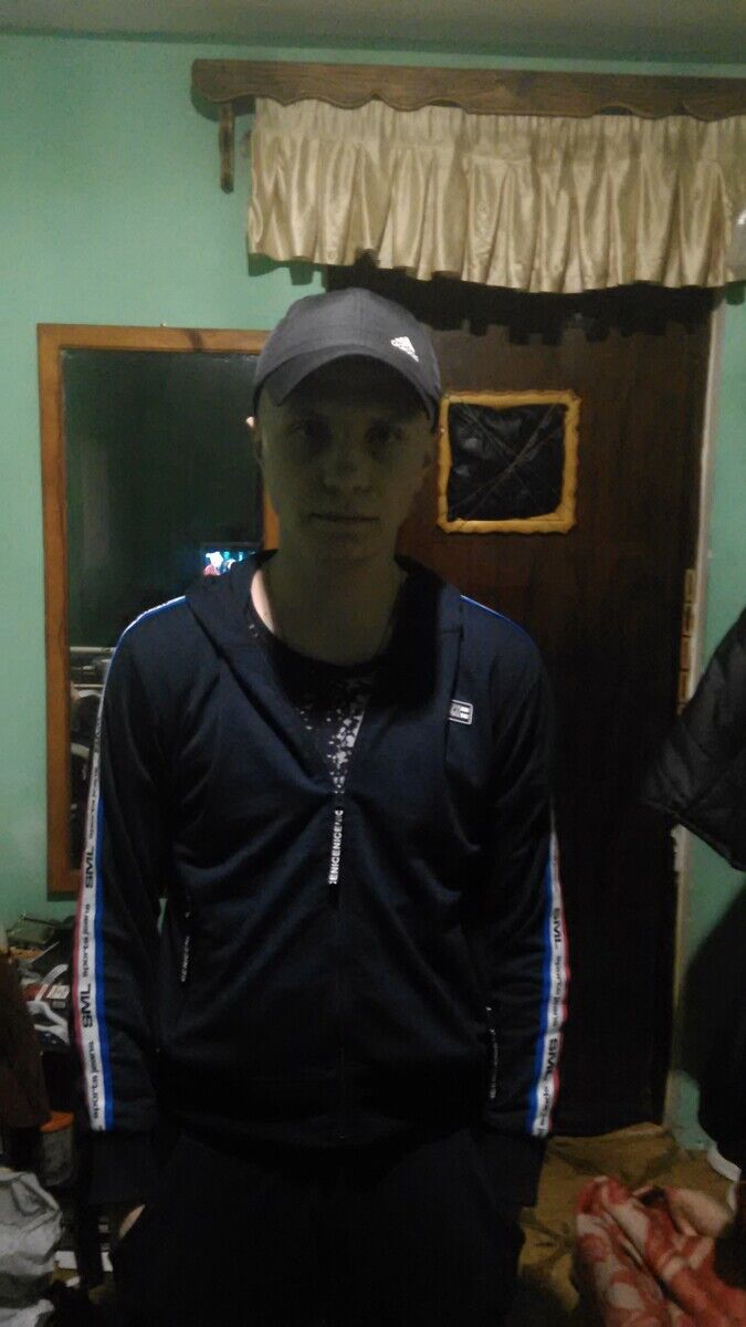  22450696  , 28 ,    